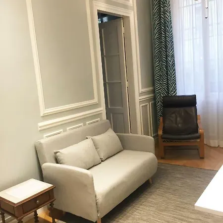Apartment Sur Cour *