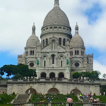 Sur Cour Διαμέρισμα *